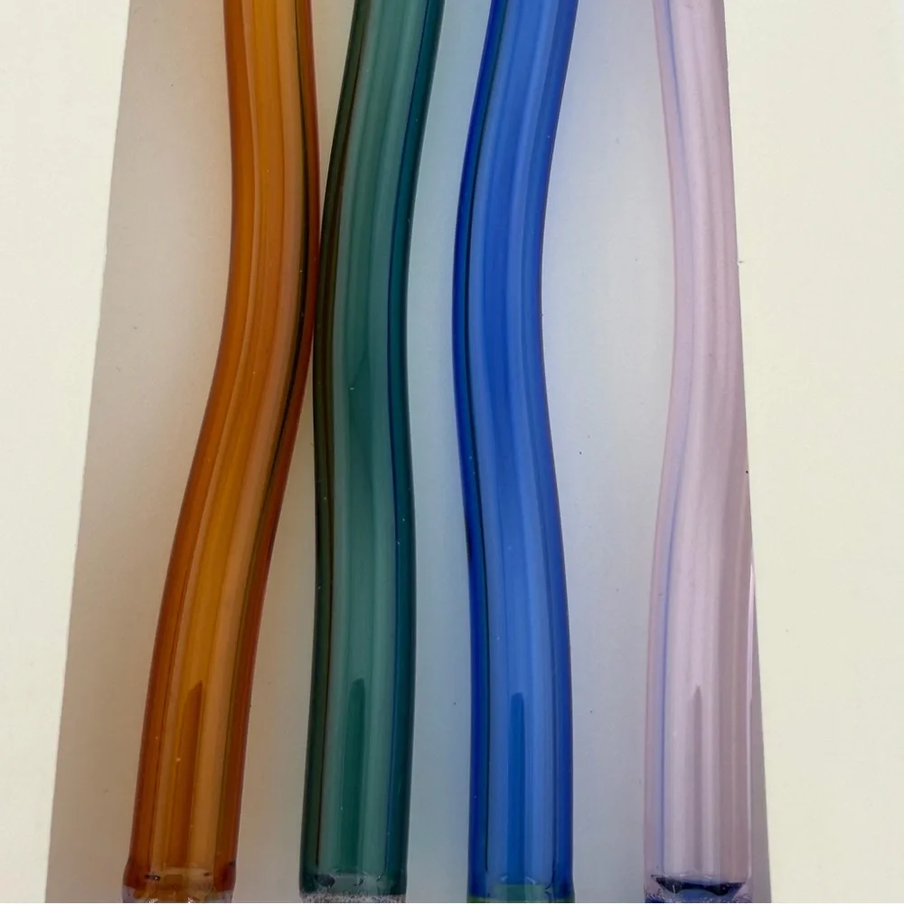 Wit and Delight Glass Straws - Multi-Color Set of 4